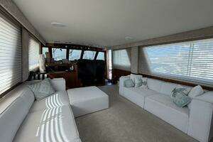 1987 Hatteras Motor Yacht thumbnail 34