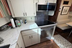 LADY RAE 58ft Hatteras Yacht For Sale