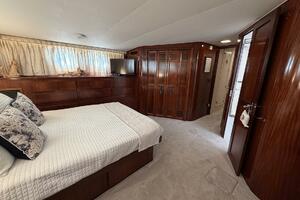 LADY RAE 58ft Hatteras Yacht For Sale