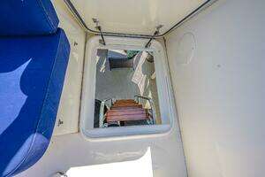 1987 Hatteras Motor Yacht thumbnail 19