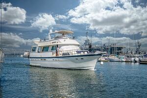 LADY RAE 58ft Hatteras Yacht For Sale
