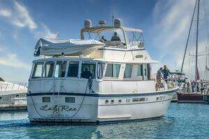 1987 Hatteras Motor Yacht thumbnail 6