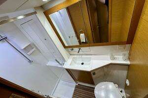 2012 Lagoon 450 F thumbnail 24