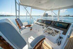 2009 Cabo 52 Flybridge thumbnail 3