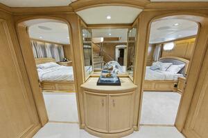 SAVOIR FAIRE 120ft Broward Yacht For Sale
