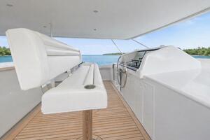 SAVOIR FAIRE 120ft Broward Yacht For Sale