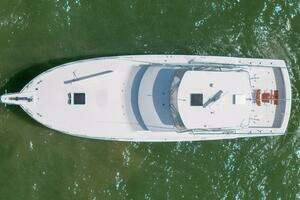 2002 Hatteras 50 Convertible thumbnail 41
