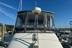 Photo 5979173 for 1982 Silverton 40 Aft Cabin  