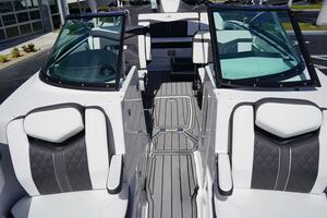 2023 Monterey 275SS thumbnail 25