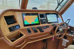2014 Sabre 48 Salon Express thumbnail 7
