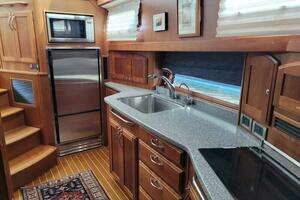 2014 Sabre 48 Salon Express thumbnail 18