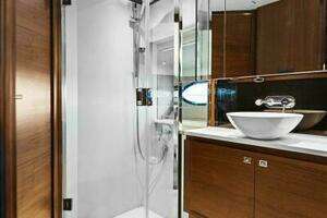 2016 Princess 60 Flybridge thumbnail 47