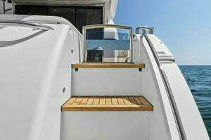 2016 Princess 60 Flybridge thumbnail 7