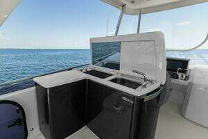 2016 Princess 60 Flybridge thumbnail 62