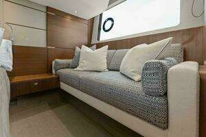 2016 Princess 60 Flybridge thumbnail 37