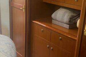 1998 Ocean Yachts 53 Convertible thumbnail 25