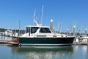 2004 Sabre 42 Express thumbnail 1