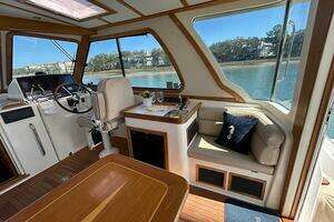 2004 Sabre 42 Express thumbnail 14