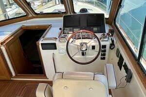 2004 Sabre 42 Express thumbnail 11