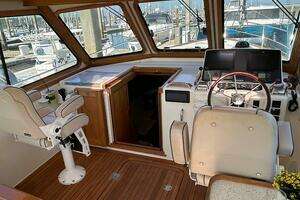 2004 Sabre 42 Express thumbnail 16