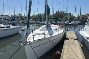 Tootie Ma 31ft Beneteau Yacht For Sale