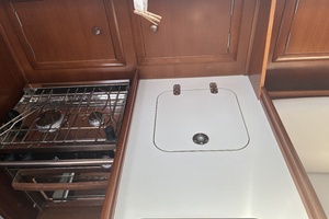 Tootie Ma 31ft Beneteau Yacht For Sale