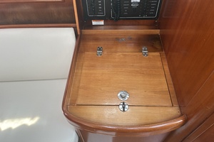 Tootie Ma 31ft Beneteau Yacht For Sale