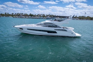 2014 Sunseeker 68' Sport Yacht thumbnail 3