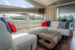 2014 Sunseeker 68' Sport Yacht thumbnail 23
