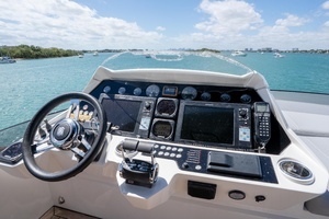 2014 Sunseeker 68' Sport Yacht thumbnail 72
