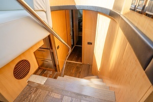 2014 Sunseeker 68' Sport Yacht thumbnail 36