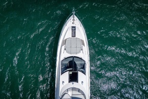 2014 Sunseeker 68' Sport Yacht thumbnail 8