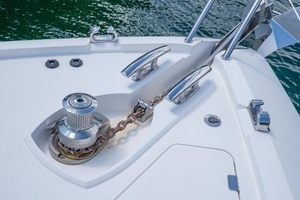2014 Sunseeker 68' Sport Yacht thumbnail 59