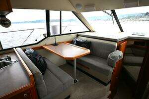 1996 Bayliner 4087 Aft Cabin Motoryacht thumbnail 28