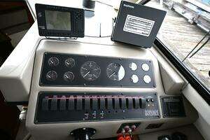1996 Bayliner 4087 Aft Cabin Motoryacht thumbnail 50