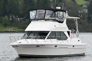 1996 Bayliner 4087 Aft Cabin Motoryacht thumbnail 3