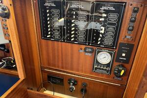 Barefoot 43ft Lavranos Yacht For Sale