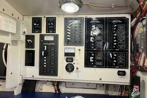 Barefoot 43ft Lavranos Yacht For Sale