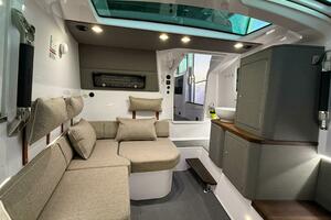 2022 Axopar 37 XC Cross Cabin thumbnail 43