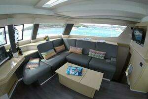 2015 Fountaine Pajot Saba thumbnail 12