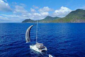 2015 Fountaine Pajot Saba thumbnail 4
