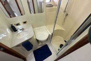 2000 Sea Ray 480 Sedan Bridge thumbnail 24