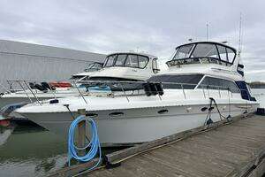 2000 Sea Ray 480 Sedan Bridge thumbnail 5