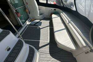 2000 Sea Ray 480 Sedan Bridge thumbnail 12