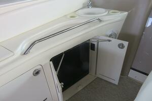 2001 Sea Ray 340 Sundancer thumbnail 7