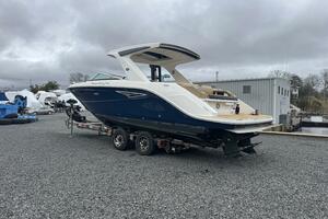 Photo 5983544 for 2021 Sea Ray SLX 310  