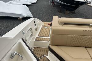 Photo 5983550 for 2021 Sea Ray SLX 310  
