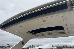 Photo 5983554 for 2021 Sea Ray SLX 310  