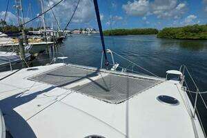 2008 Fountaine Pajot Salina 48 thumbnail 10