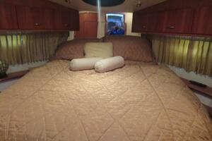 38ft Carver Yacht For Sale